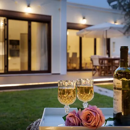 Chania Boutique - Steps From The Βίλα Χανιά