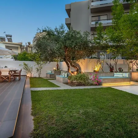 Chania Boutique - Steps From The ハニア