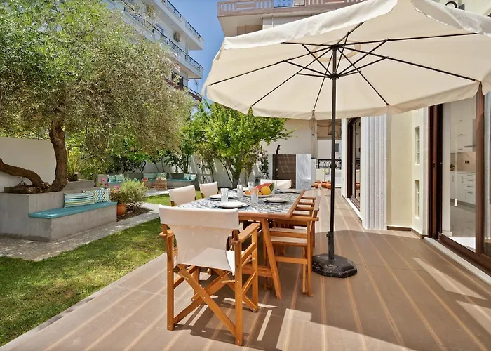 Chania Boutique - Steps From The Villa *